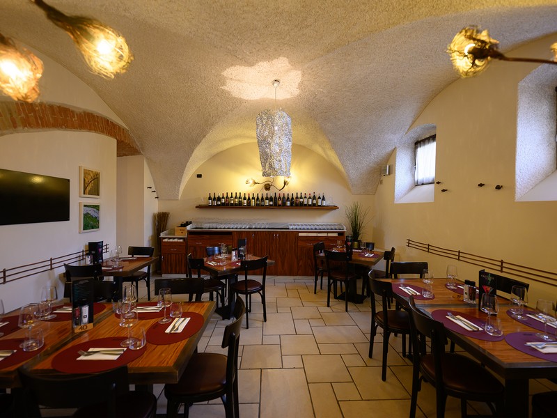 Al Fiume restaurant Typical Trentino cuisine, lake fish in Arco